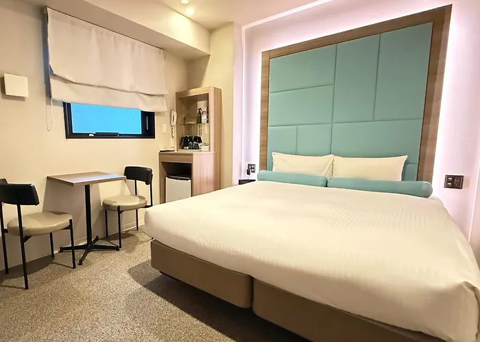 Doutonbori Crystal Hotel
