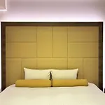 Doutonbori Crystal Hotel
