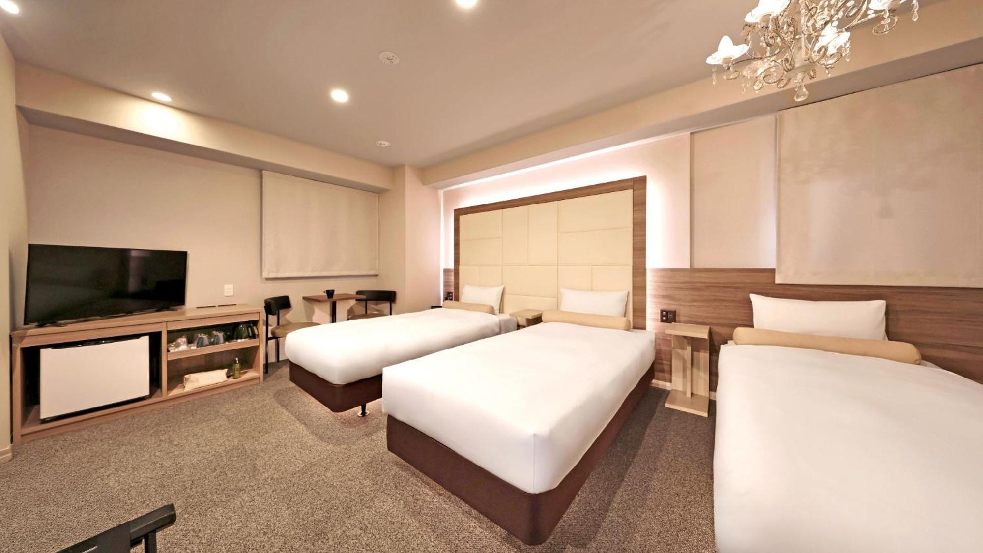 Hotel Doutonbori Crystal